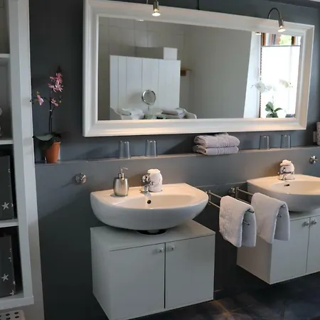 Von Luehmann Apartment Niebull